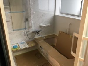 バスリフォーム施工中