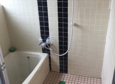 宮崎市の浴室水栓交換・タイル貼替