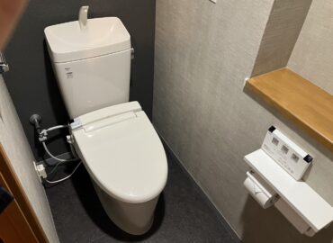 トイレ交換・内装・換気扇リフォーム工事