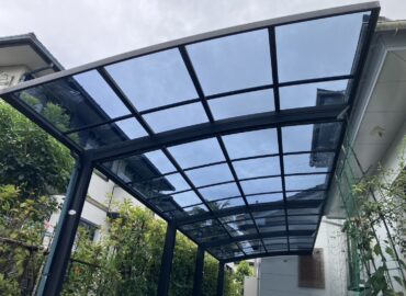 カーポート　ポリカ貼替工事